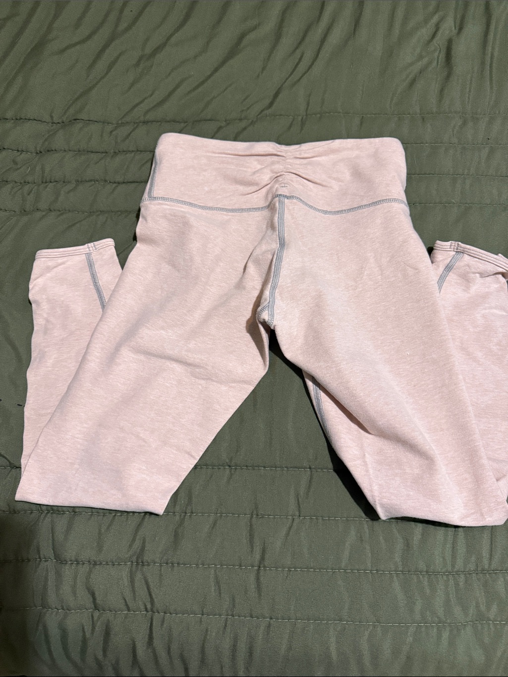 Lululemon Athletica Light Pink Capri Leggings With Ruched Waist